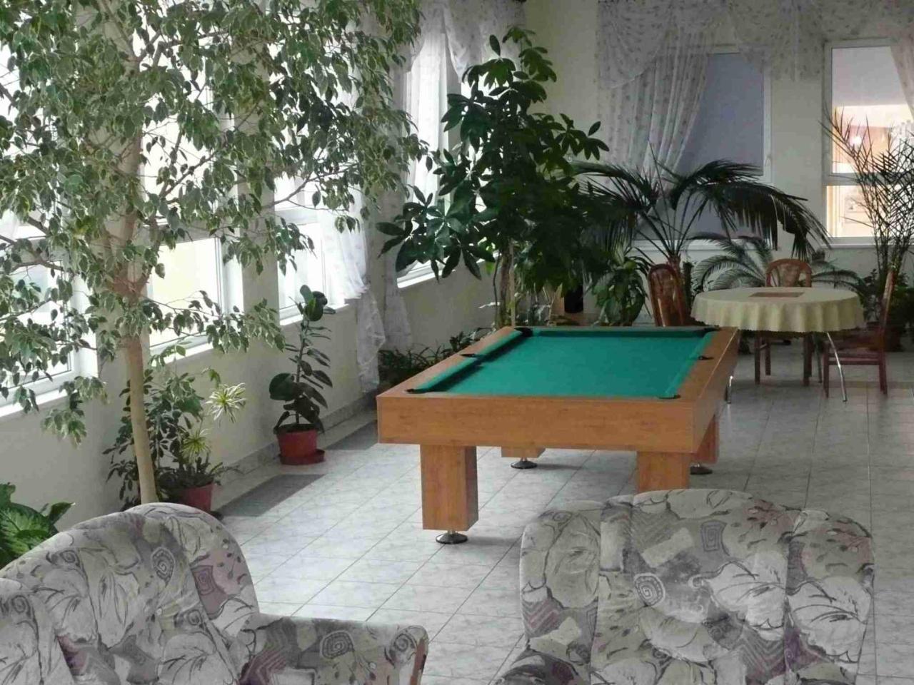 Hotel Pramen - Sivek Hotels Дудинце Экстерьер фото