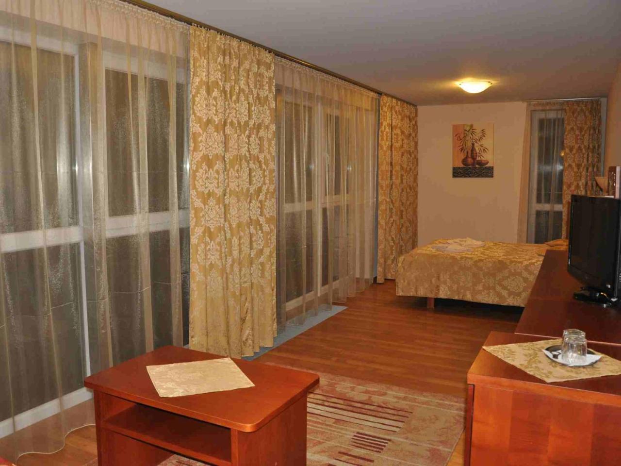 Hotel Pramen - Sivek Hotels Дудинце Экстерьер фото